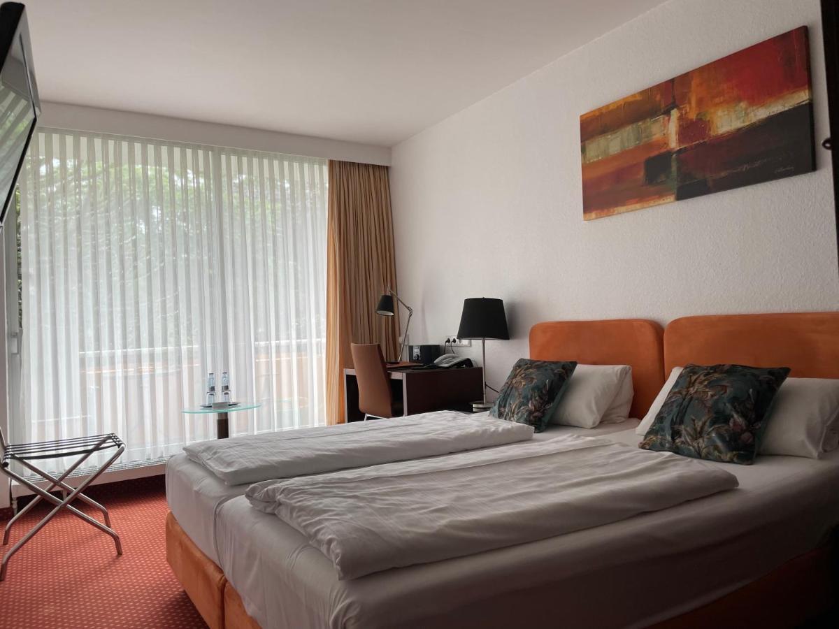Hotel Unterfeldhaus Erkrath Bagian luar foto