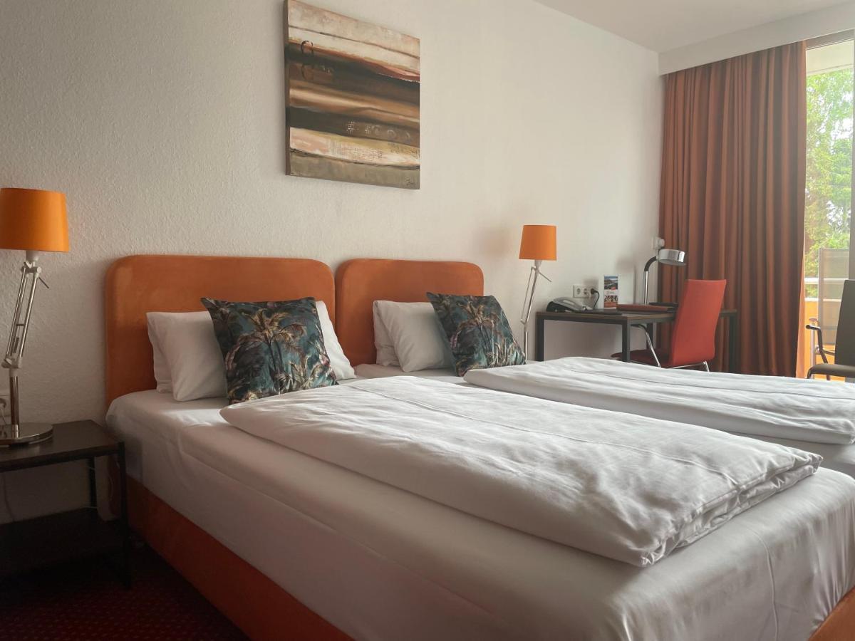 Hotel Unterfeldhaus Erkrath Bagian luar foto