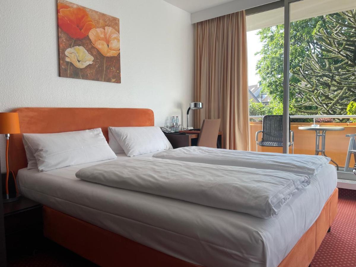 Hotel Unterfeldhaus Erkrath Bagian luar foto