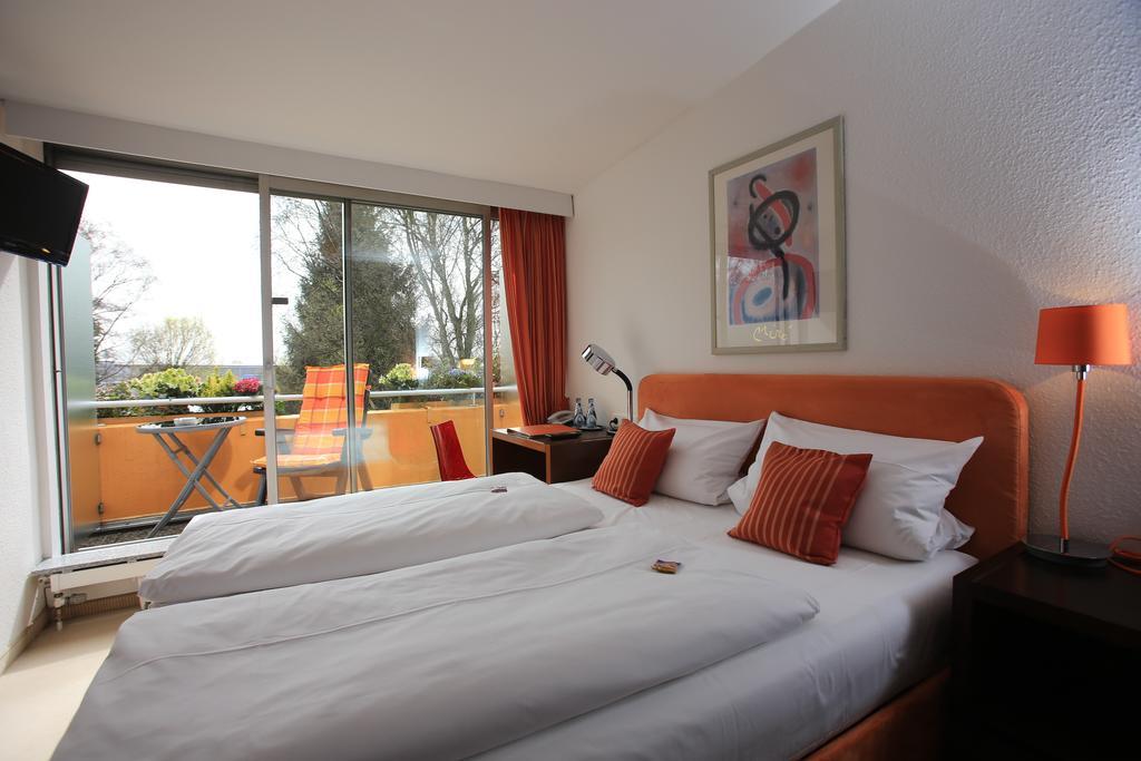 Hotel Unterfeldhaus Erkrath Bagian luar foto